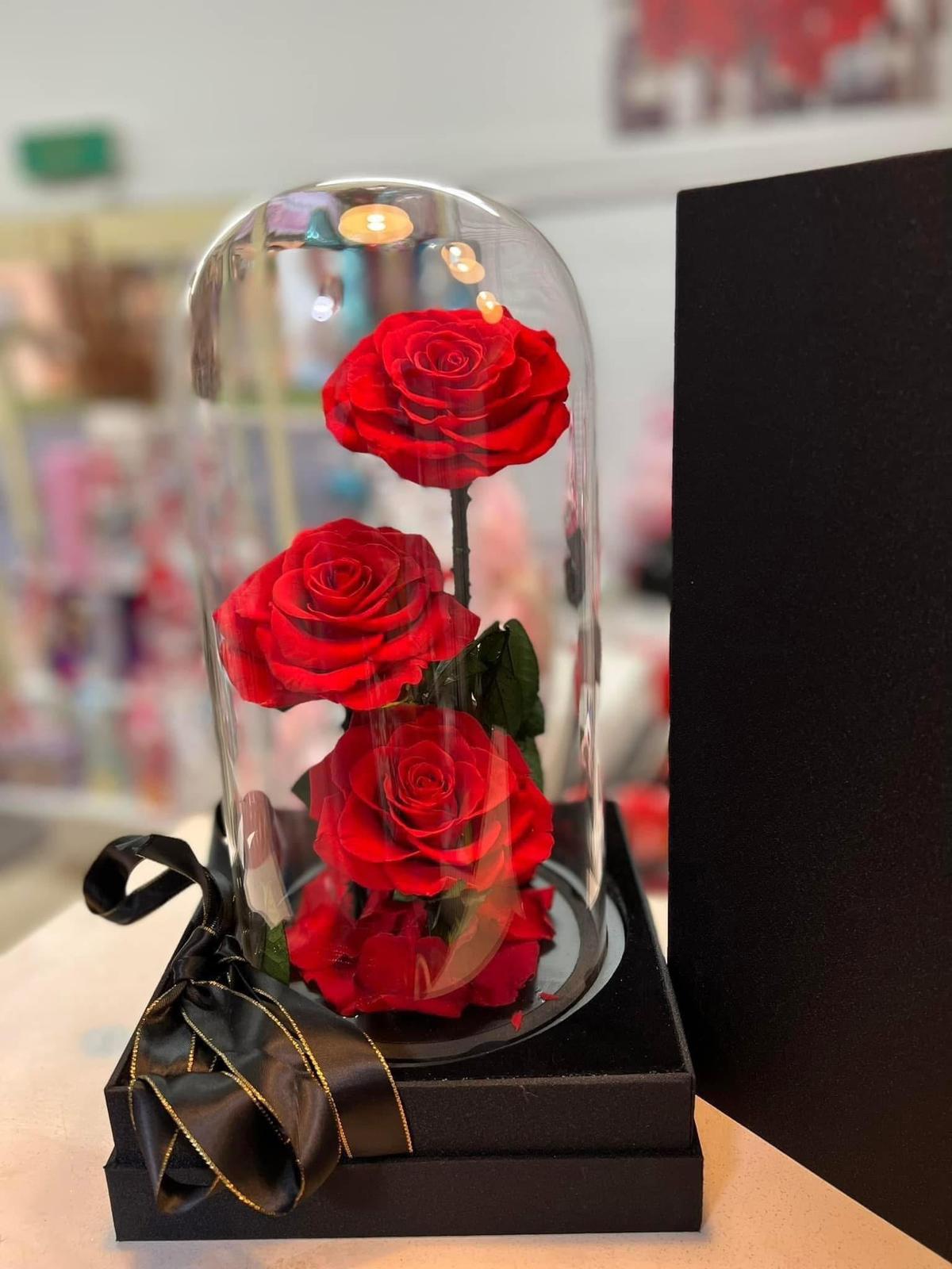 Romantic flower bouquet