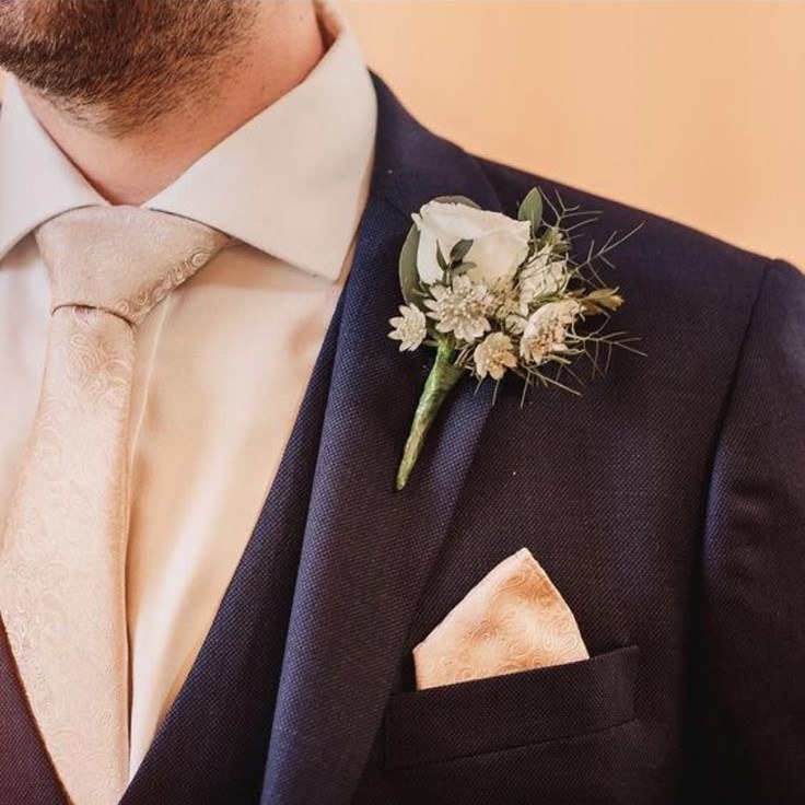 Wedding Buttonhole - $25 to $35 by Everyday Flowers Sydney