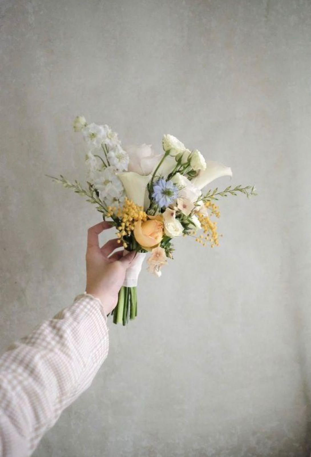 Petite Wedding Bouquet - $90 to $150 by Everyday Flowers Sydney